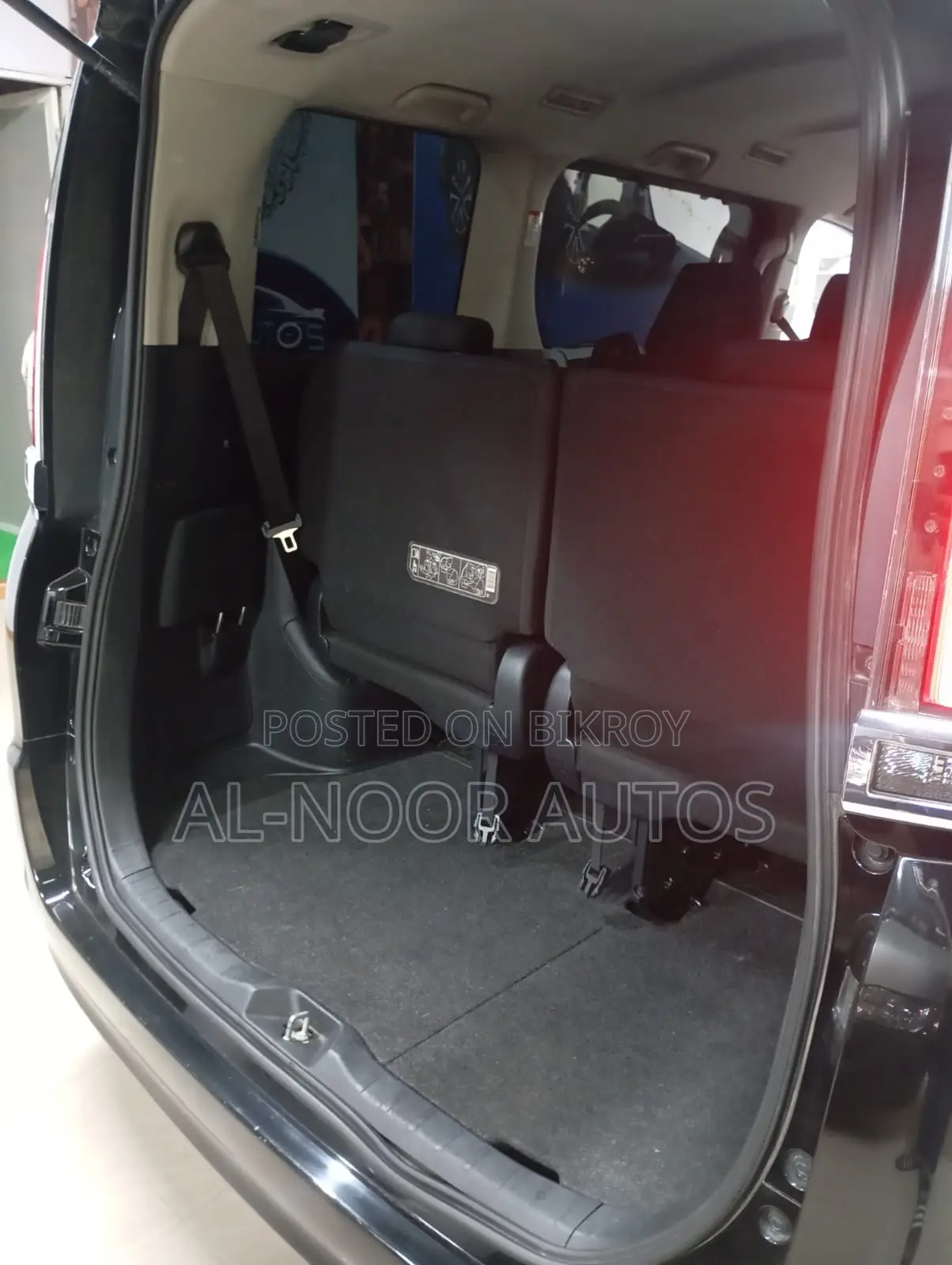 Toyota Noah 2021 Black
