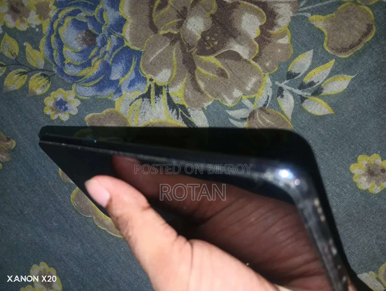 অপ্পো এফ১৭ প্রো ১২৮ জিবি ব্ল্যাক