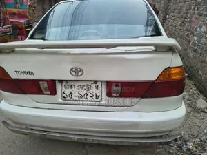 টয়োটা সেপটার ১৯৯৫ সাদা