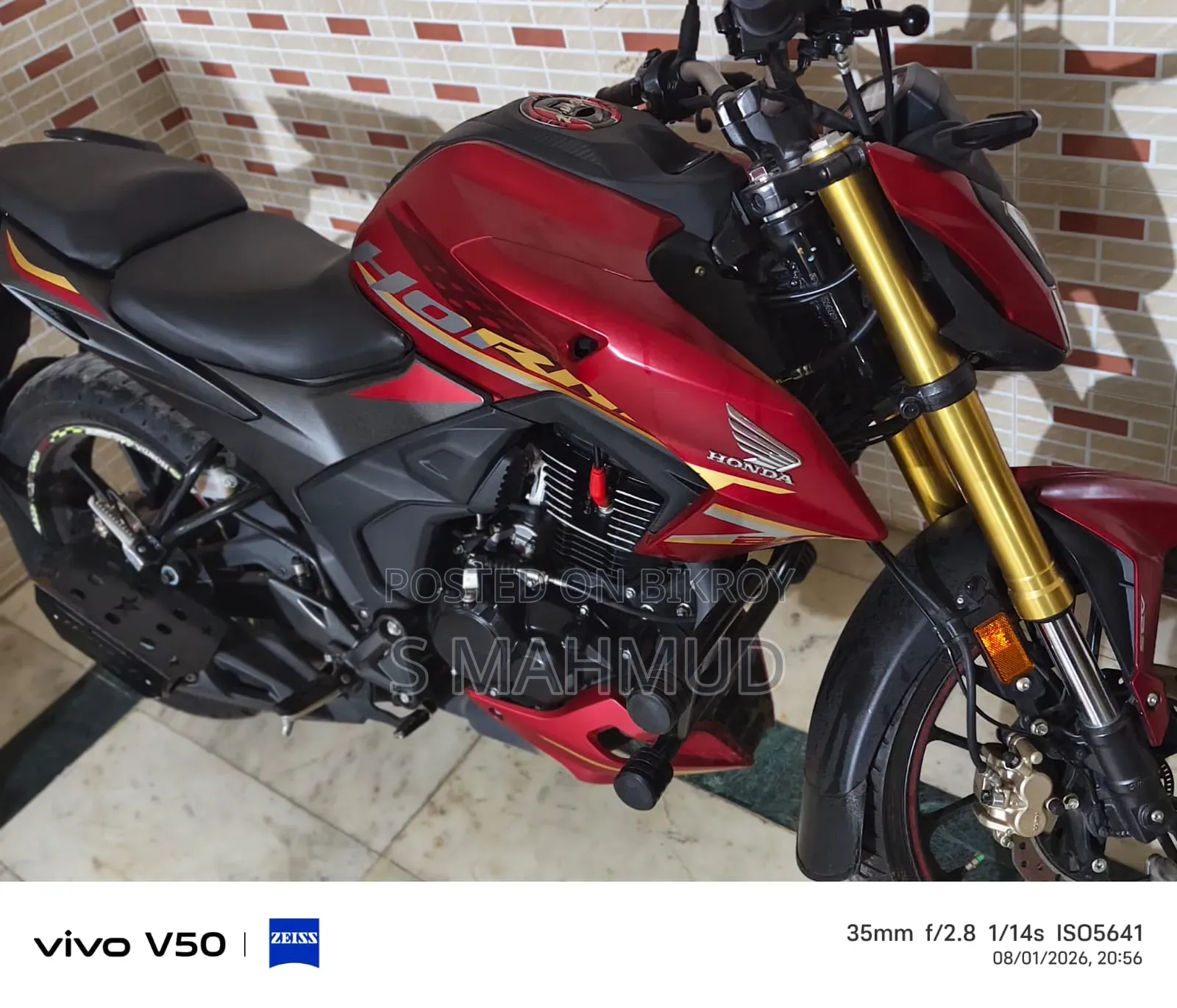 Honda Hornet 2.0 2025 Red
