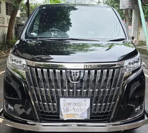 টয়োটা এসকোয়ার ২০২১ কালো