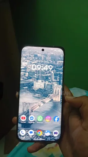 নতুন মোটোবোলা এজ ৭০ ফিউশন ১২৮ জিবি ব্ল্যাক