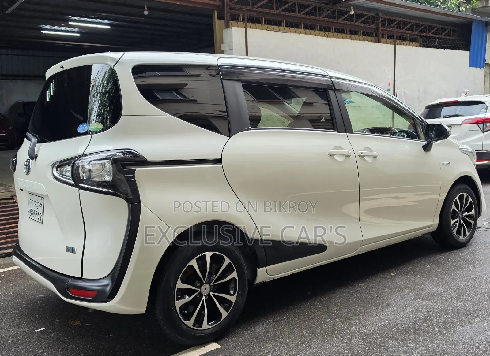 Toyota Sienta 2019 Pearl