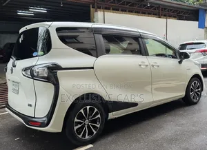 Toyota Sienta 2019 Pearl