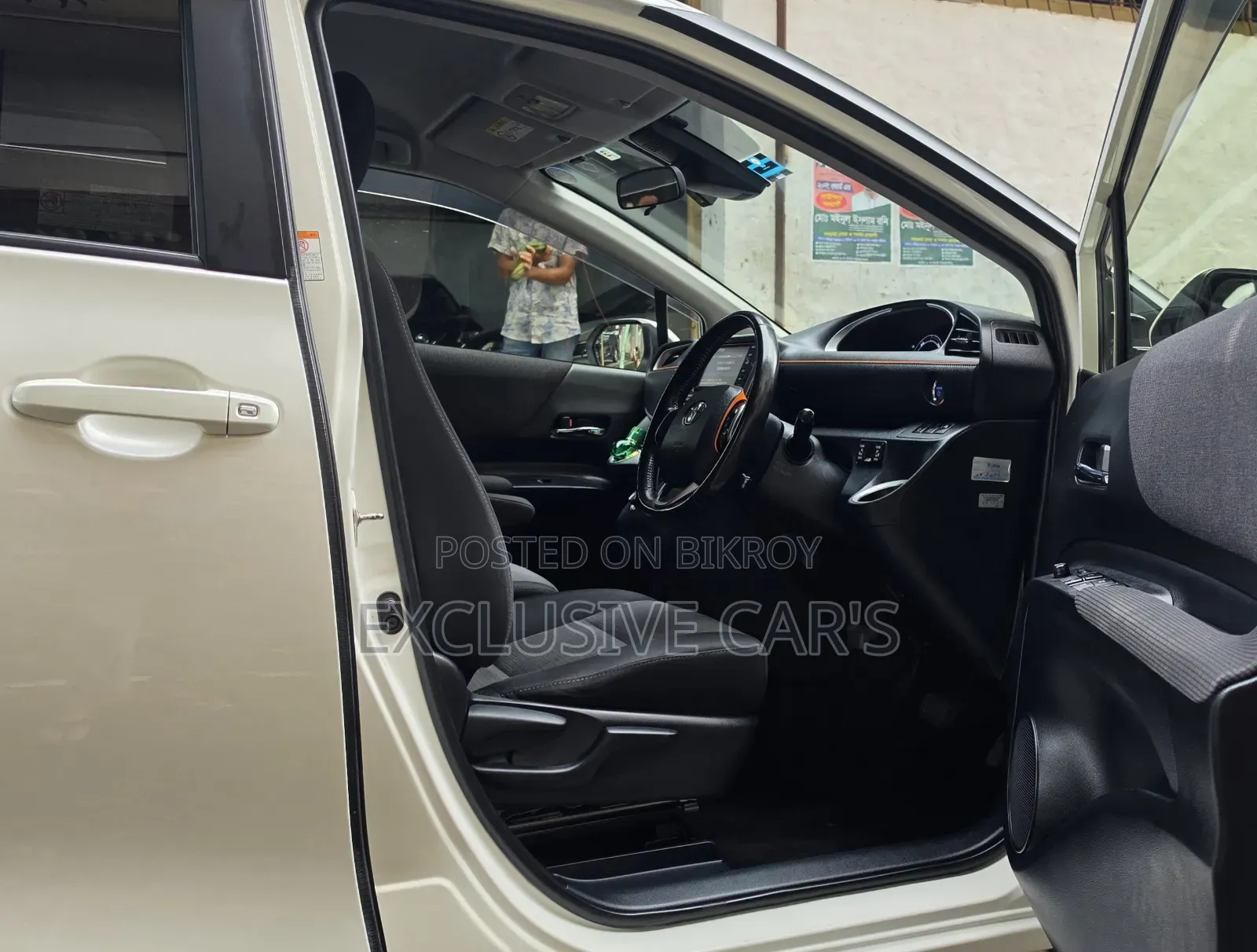 Toyota Sienta 2019 Pearl