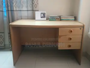 Reading/Computer/Office Table