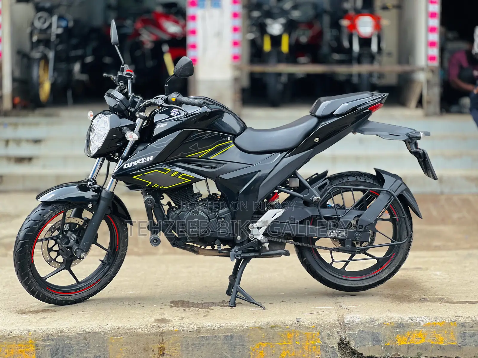 Suzuki Gixxer 2024 Black