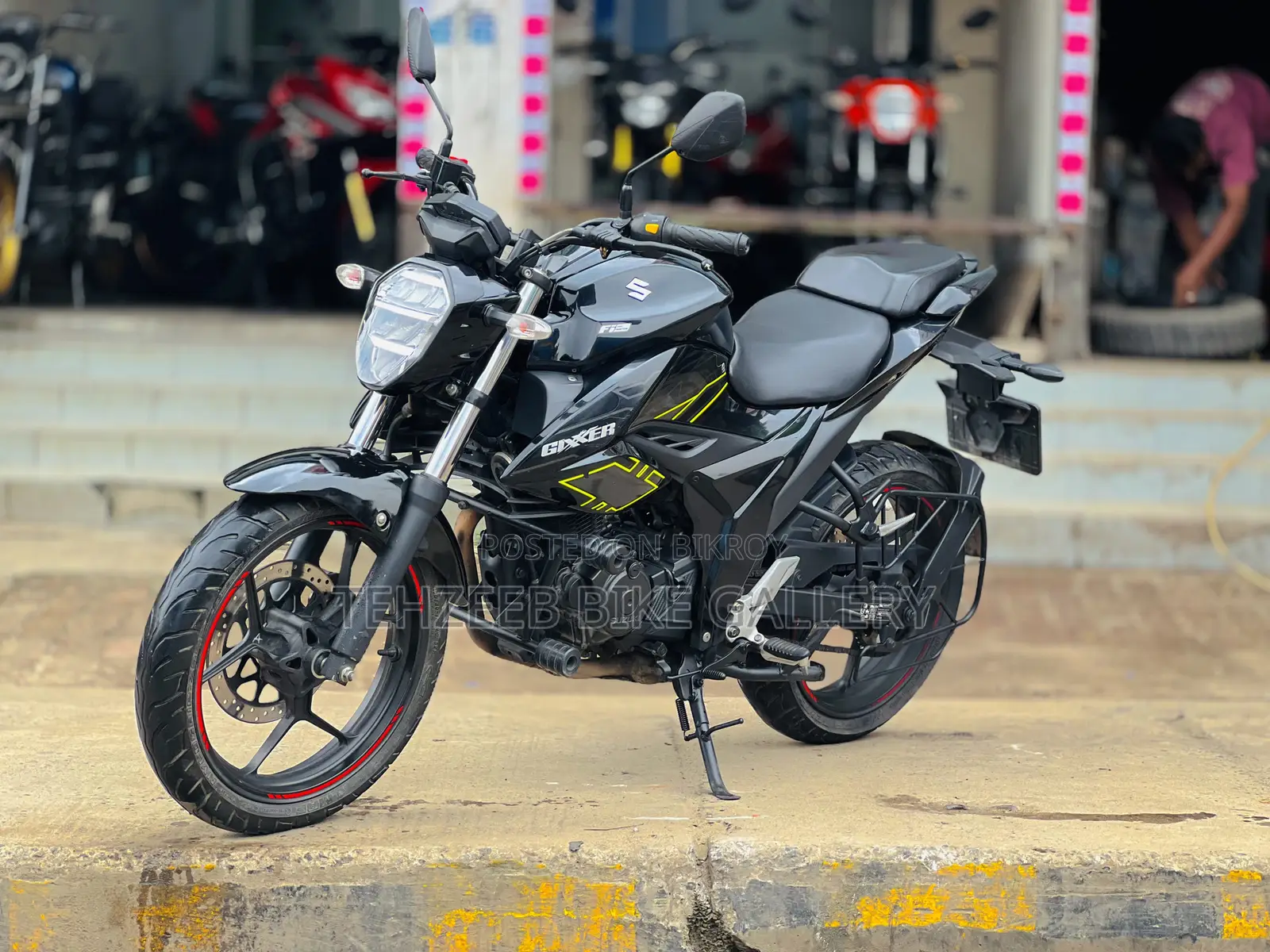 Suzuki Gixxer 2024 Black