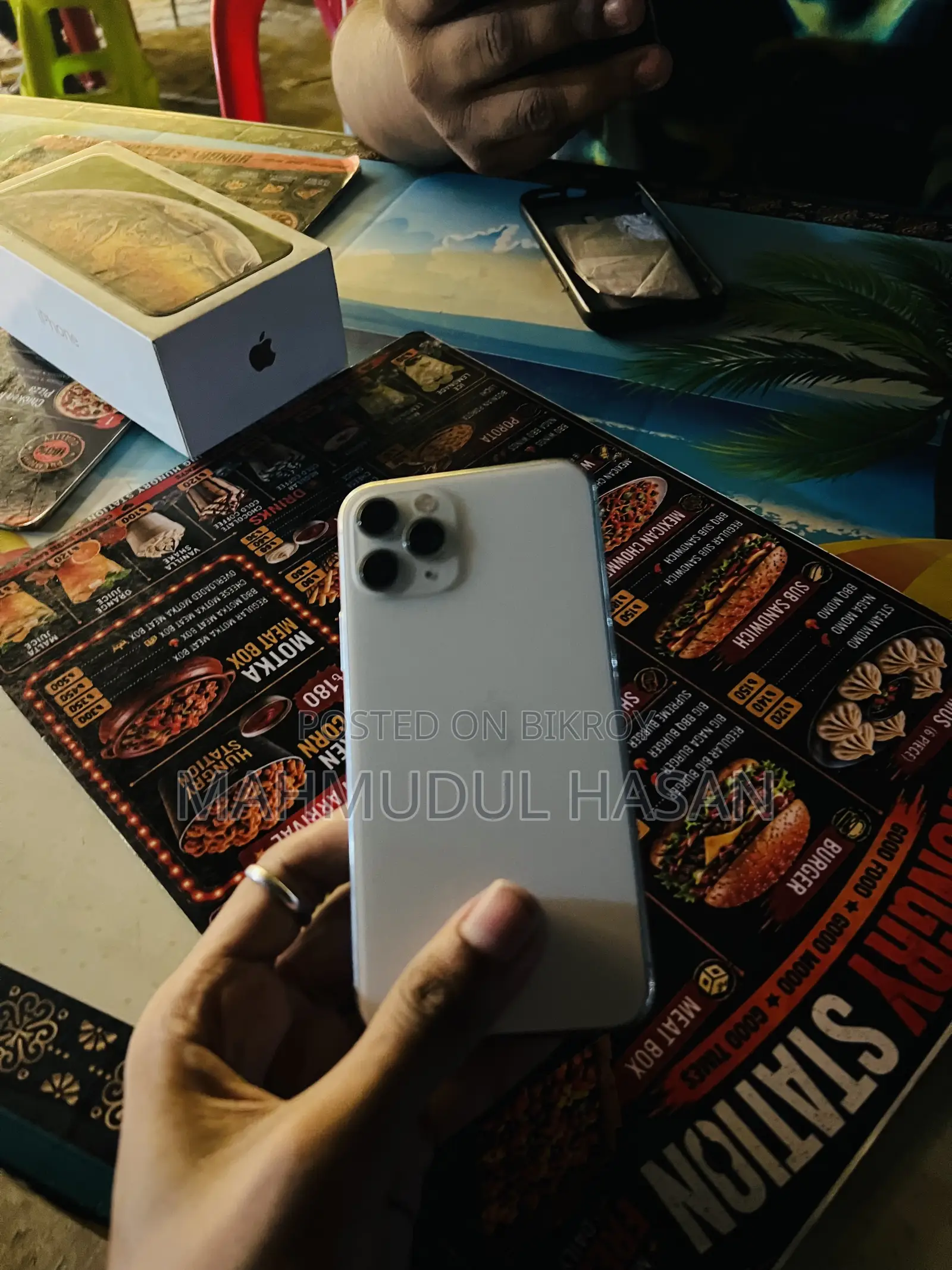 অ্যাপল আইফোন ১১ প্রো ২৫৬ জিবি সাদা