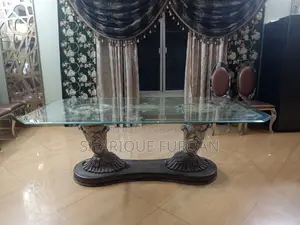 ডাইনিং টেবিল, চেয়ার