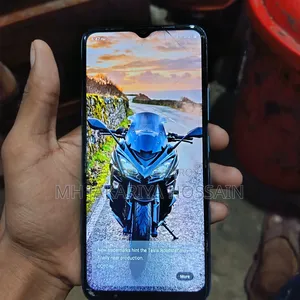 রিয়েলমি সি২১ওয়াই ৬৪ জিবি গ্রিন