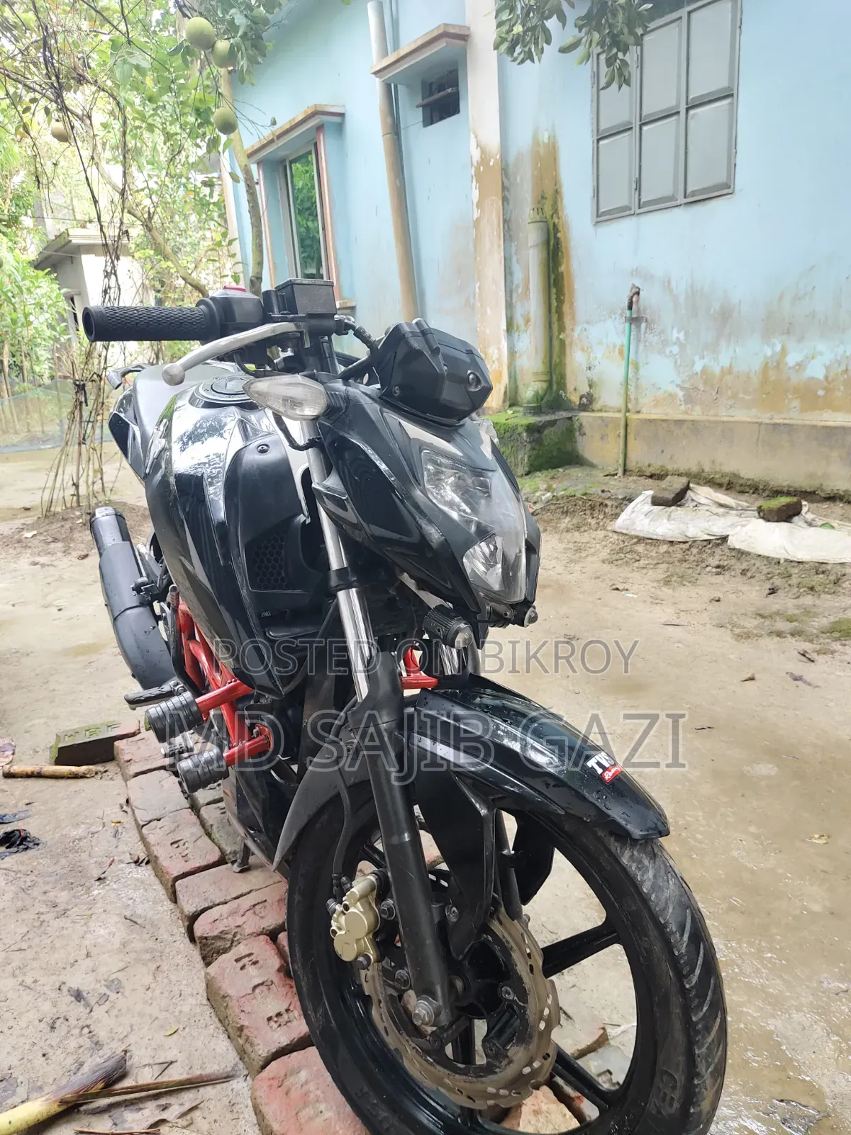 TVS Apache RTR 160 4V 2022 Black
