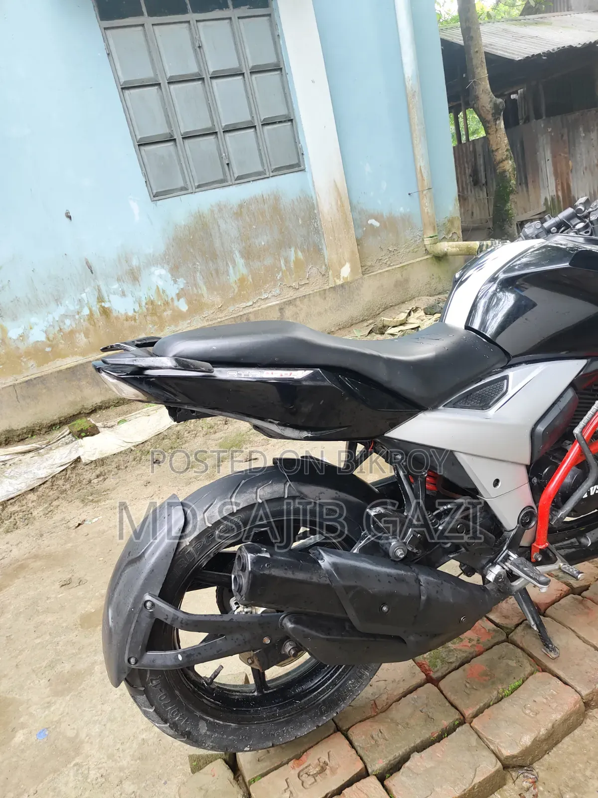 TVS Apache RTR 160 4V 2022 Black