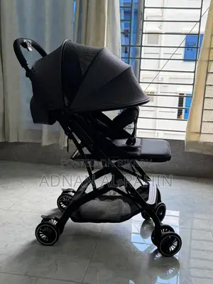 Baby Stroller in Excellent Condition: For Sale