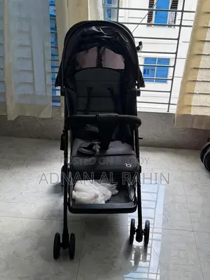Baby Stroller in Excellent Condition: For Sale