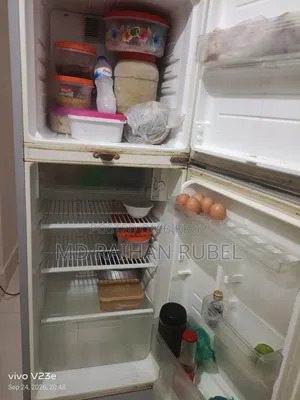 ভালো একটা ফ্রিজ বিক্রি করা হবে