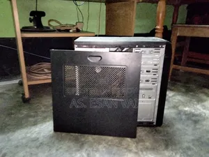 Samsung Desktop Computer 1GB RAM Intel Celeron HDD