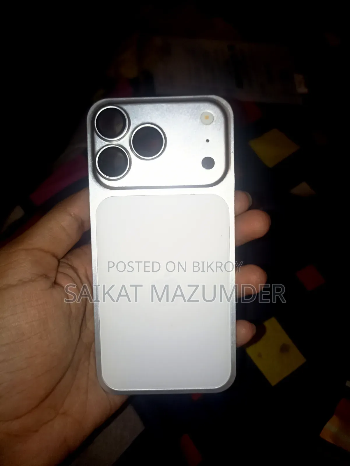 আইফোন ১৩ প্রো কনভার্টার এবং কভার