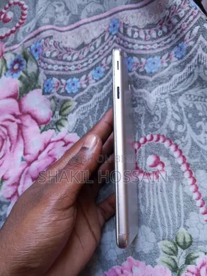 Samsung Galaxy J7 Pro 64 GB