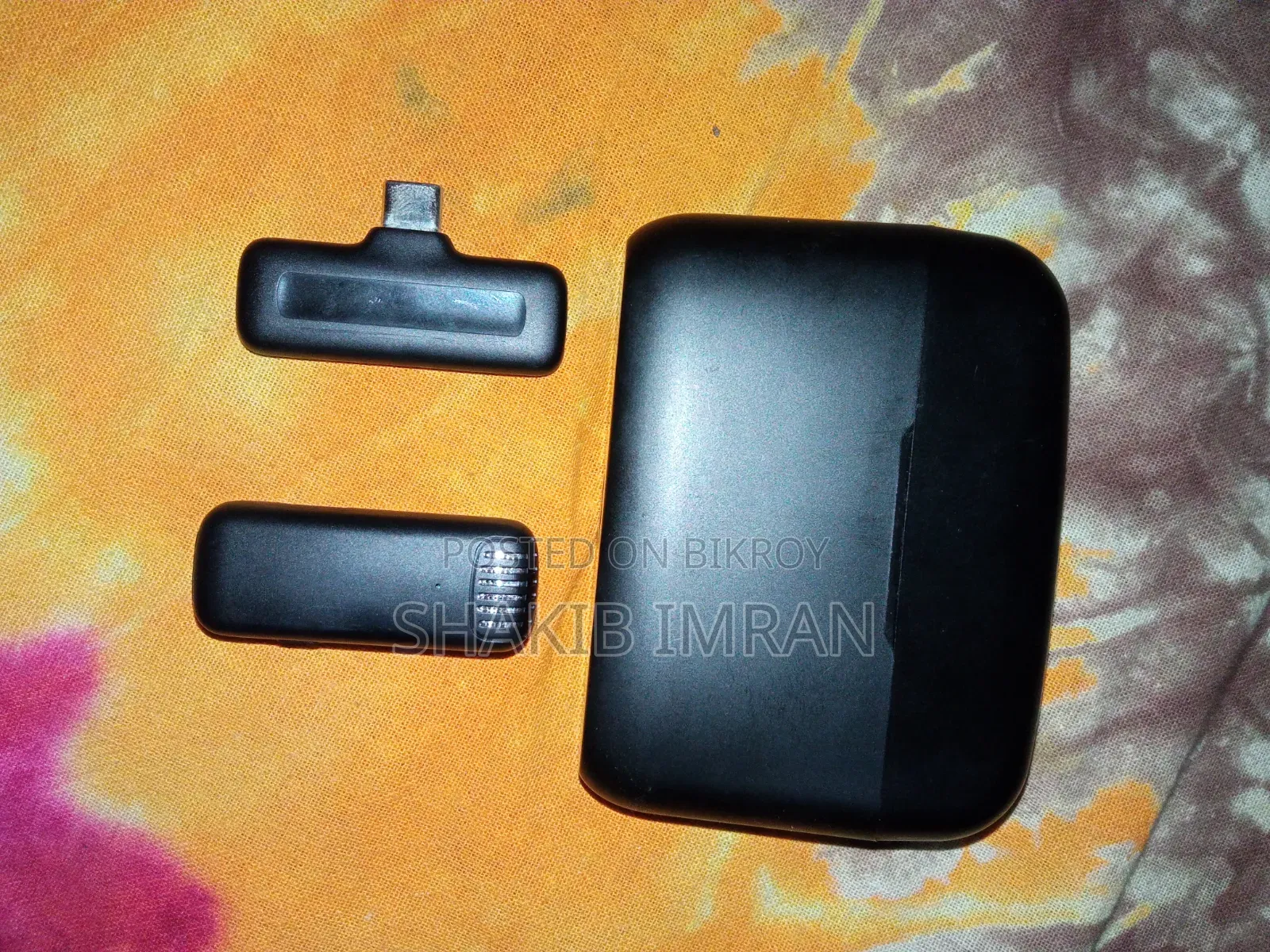একটি ওয়ারলেস মাইক্রোফোন