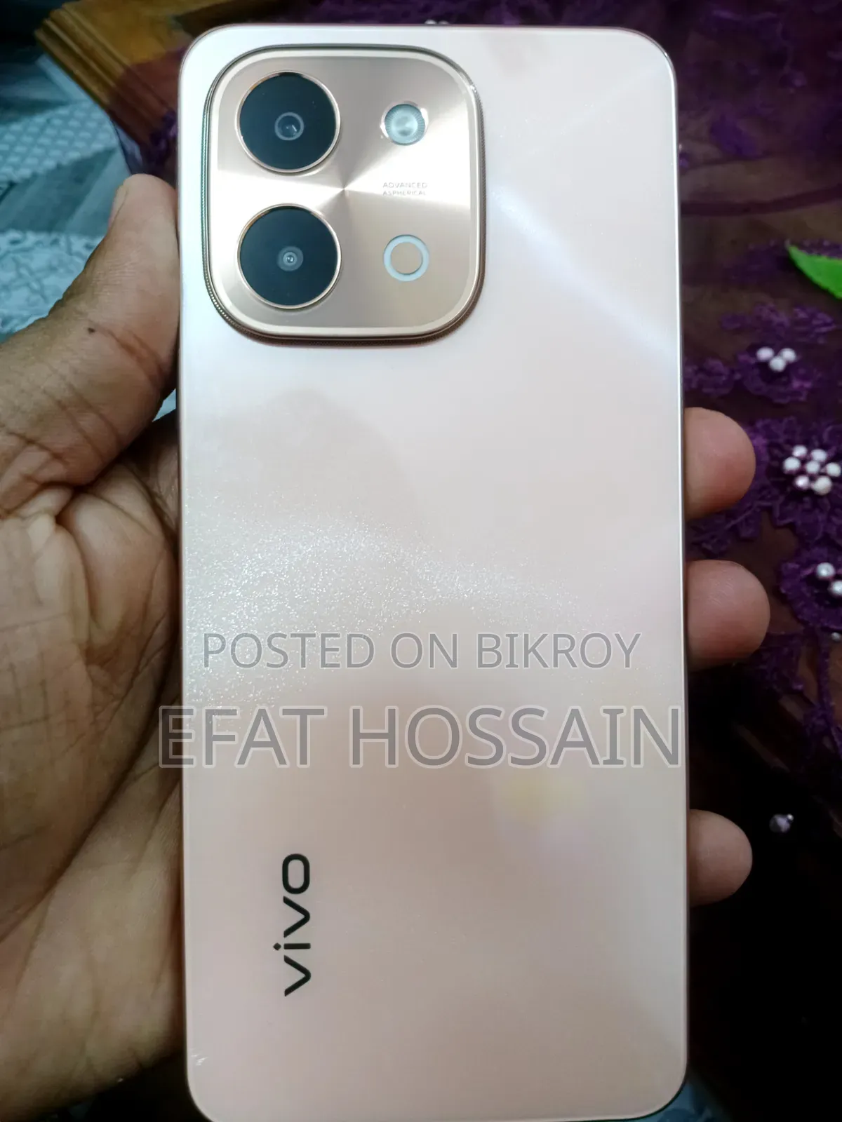 Vivo Y28 128 GB Orange