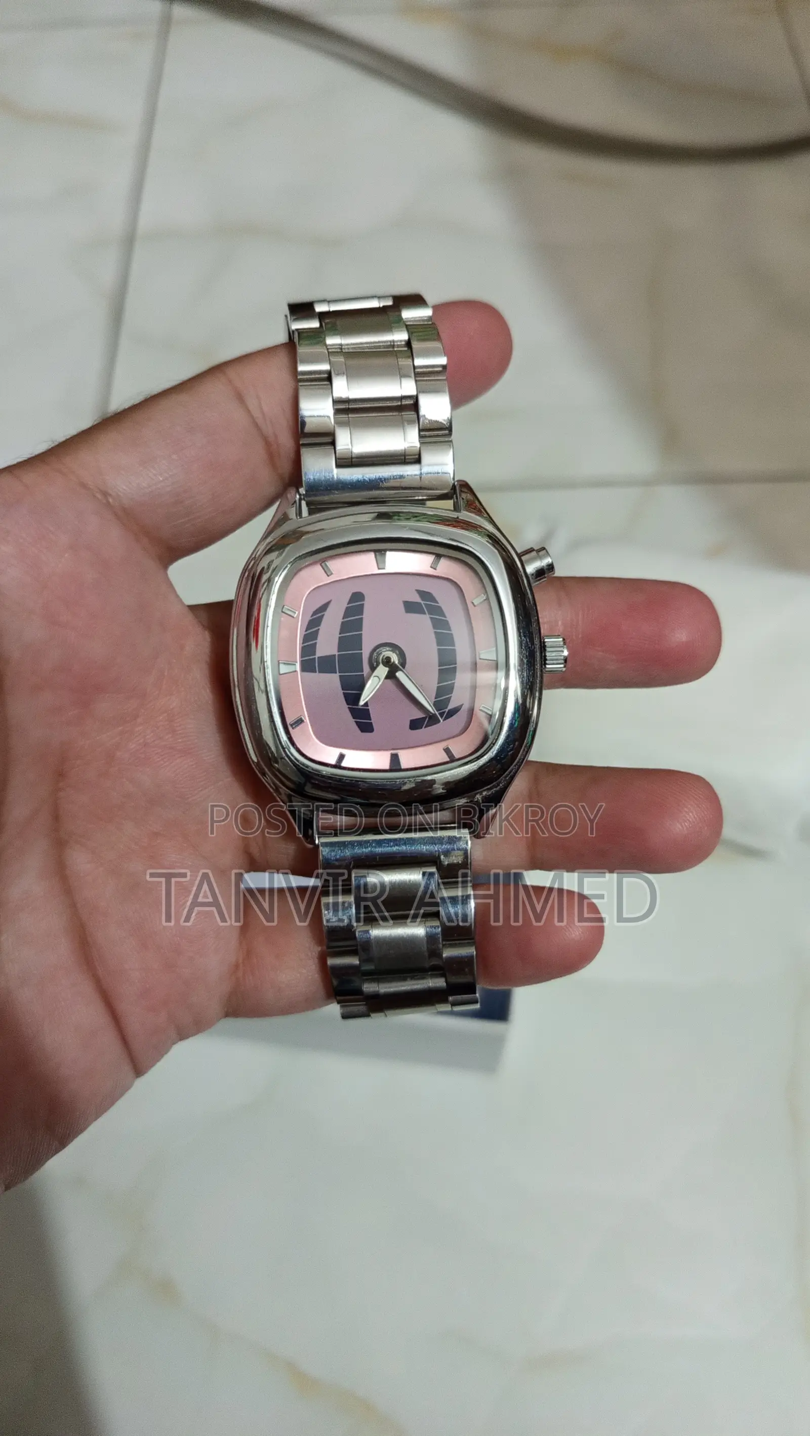 Y2K Retro Digital Watch - Vintage 2000s Style