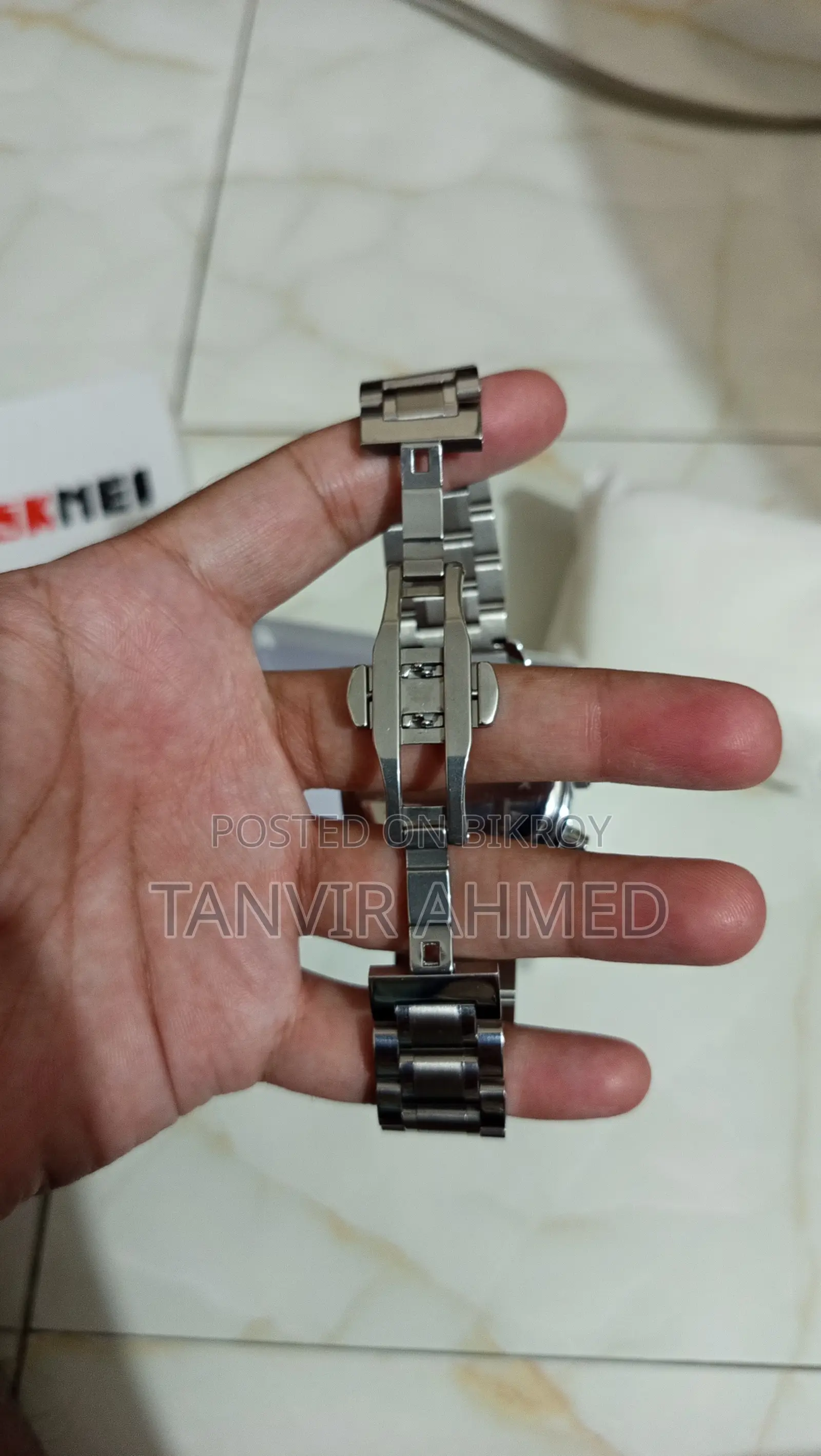 Y2K Retro Digital Watch - Vintage 2000s Style