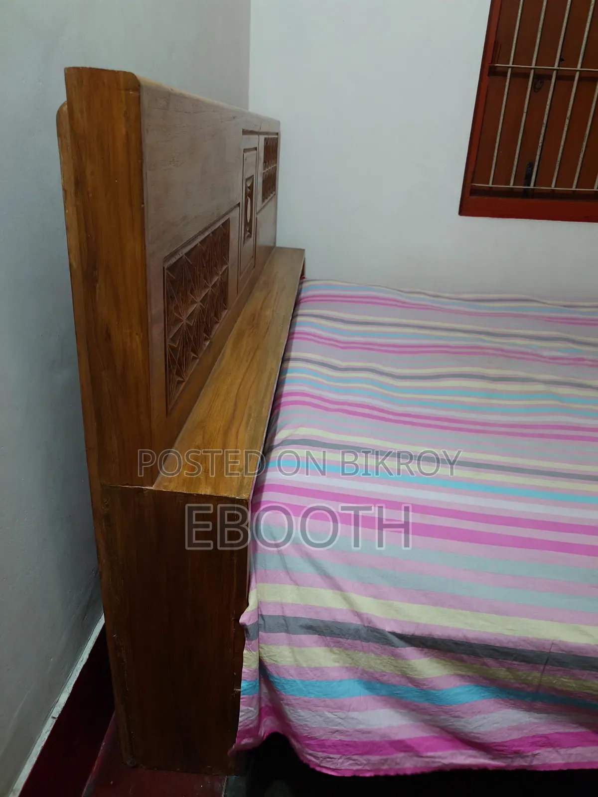 ৬*৭ ফিট বেড এবং ম্যাট্রেস
