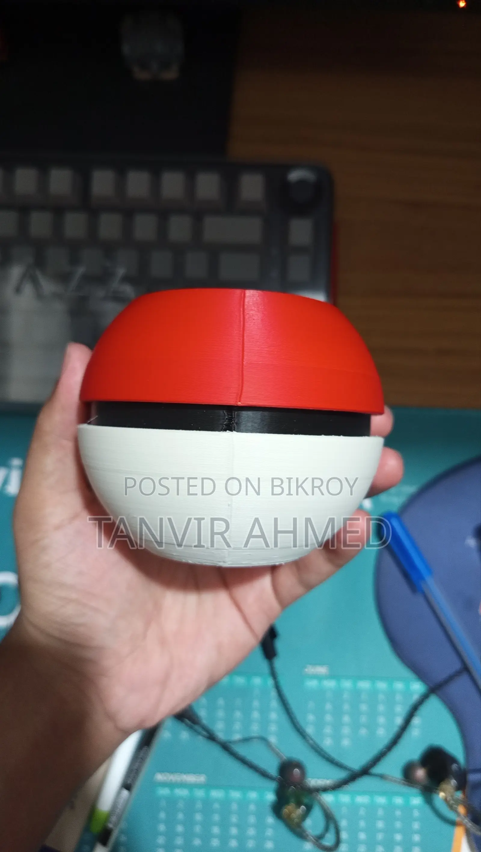 3D Printed PokeBall Pen Holder