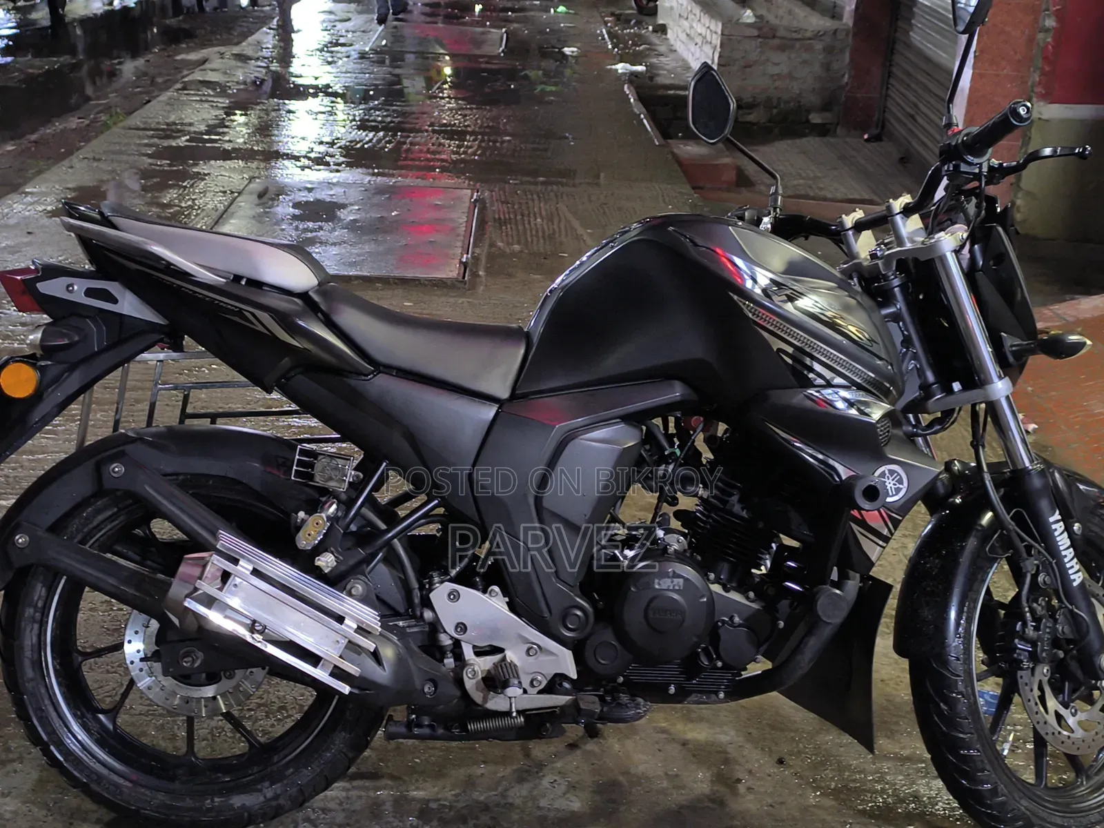 Yamaha FZS V2 2025 Black