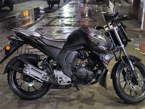 Yamaha FZS V2 2025 Black