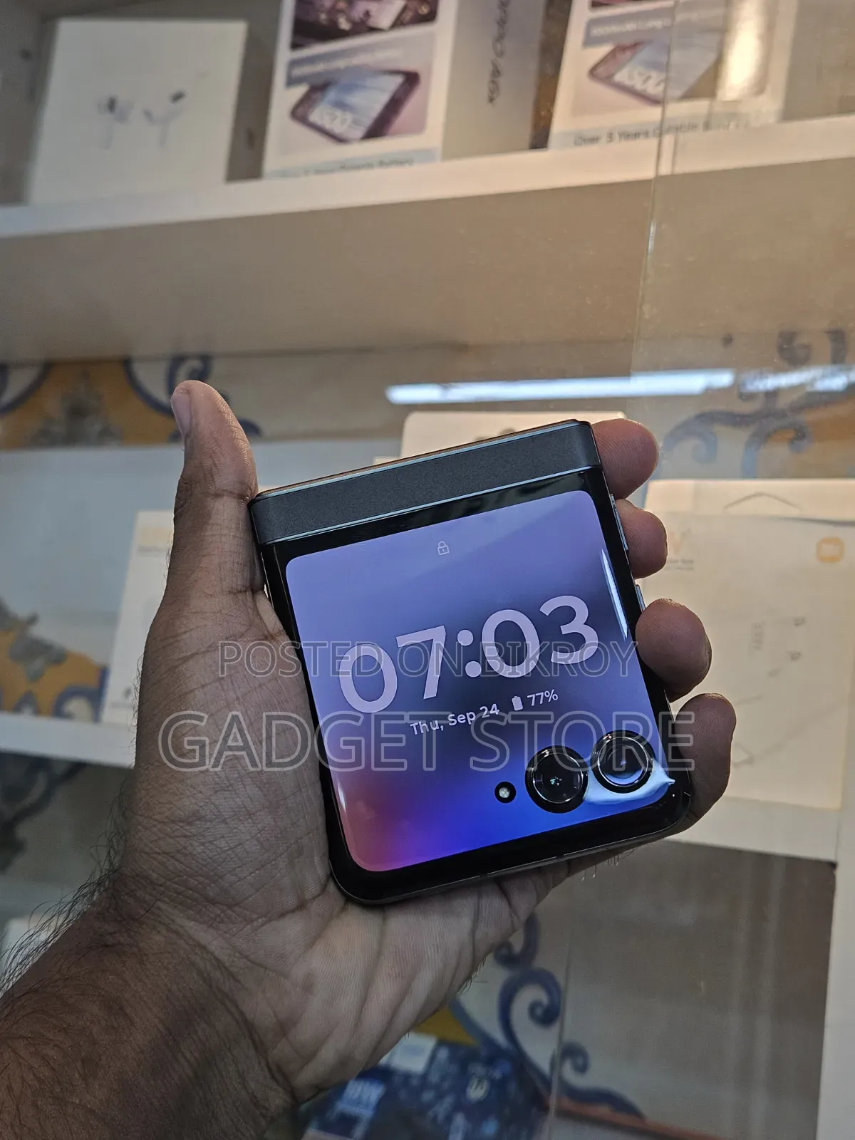 Motorola Razr 2024 256 GB Black