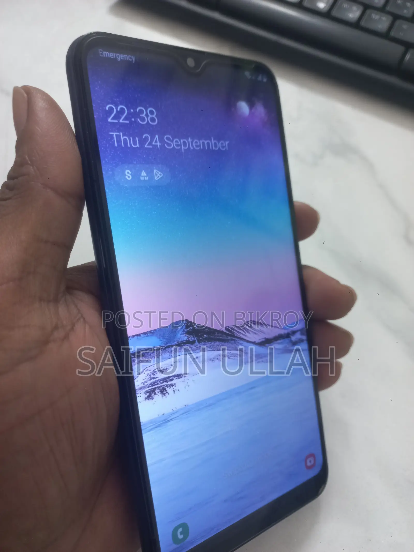 Samsung Galaxy M20 64 GB Black