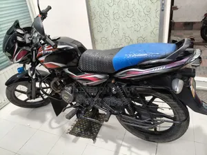 Bajaj Discover 100 2012 Purple