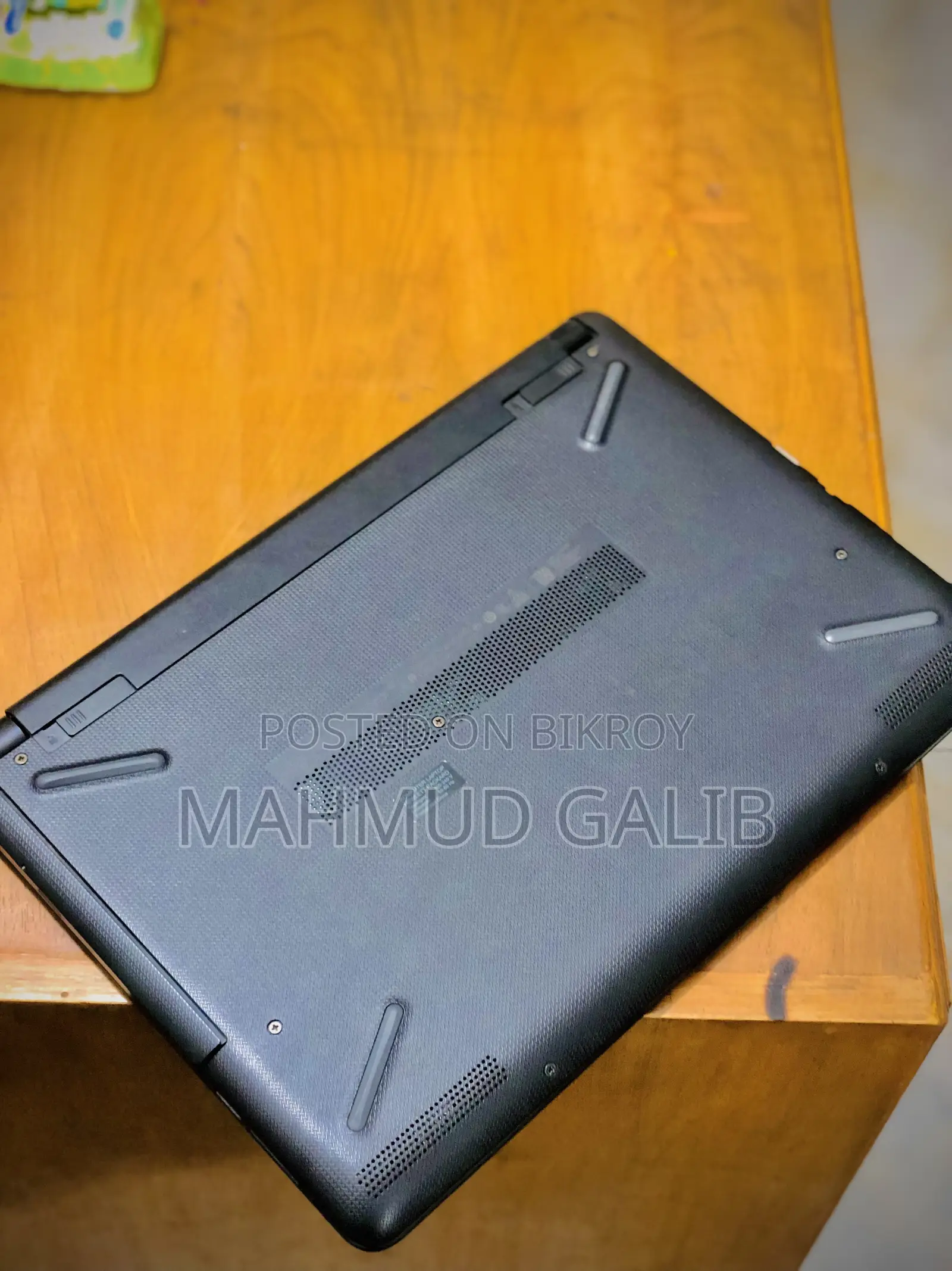 ল্যাপটপ এইচপি ৪জিবি ইন্টেল কোর আই৩ এসএসডি ২৫৬জিবি