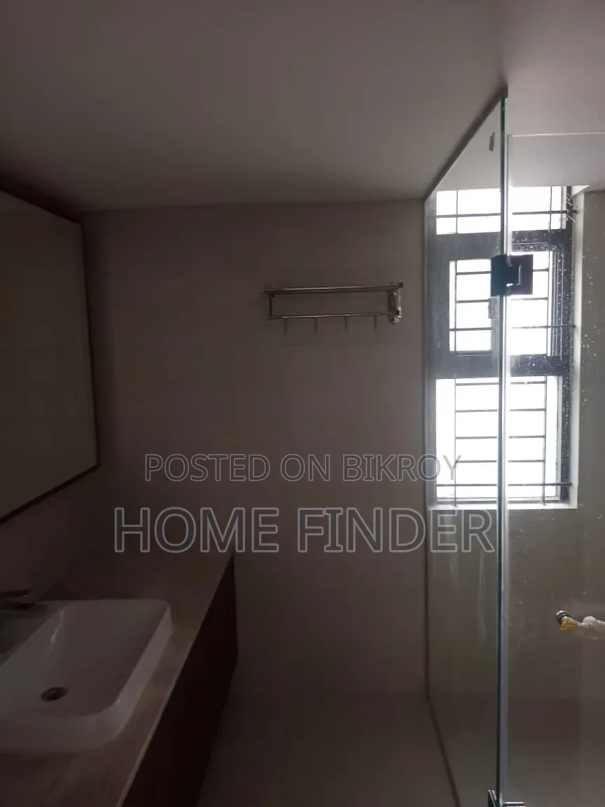 গুলশানে ৩ বেডরুমের অ্যাপার্টমেন্ট ভাড়ার জন্য