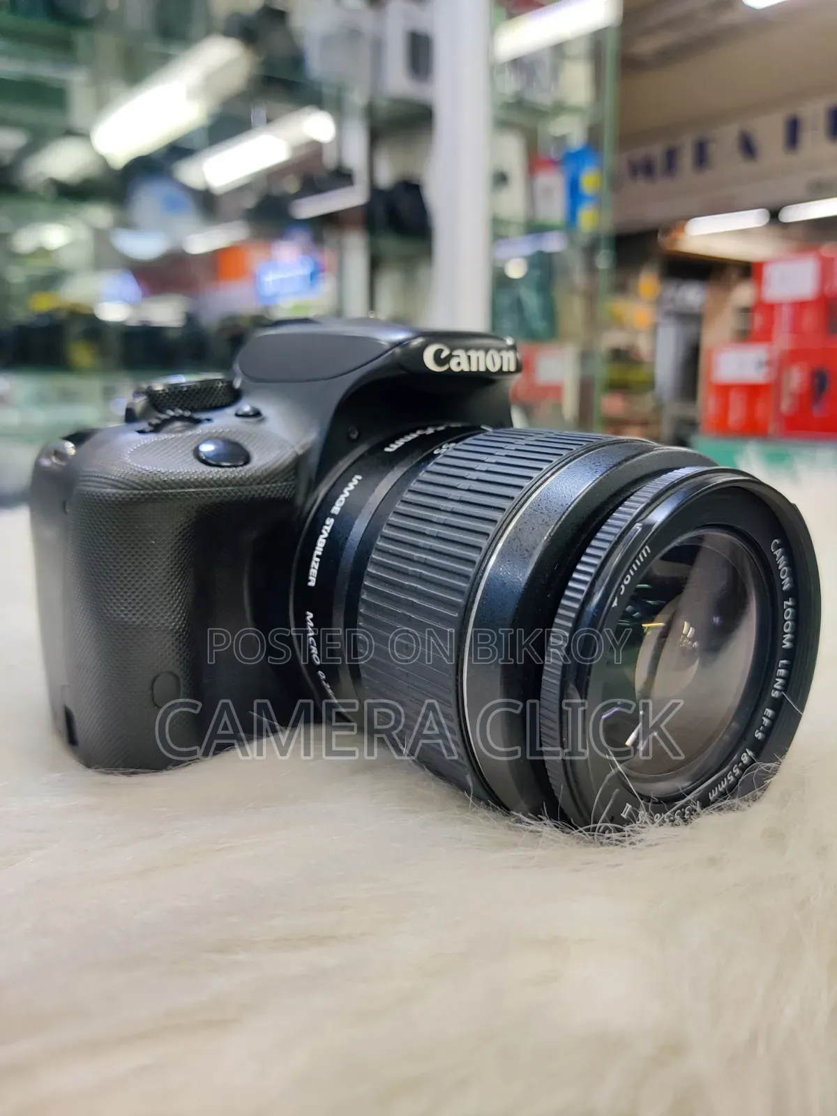 Canon 100D With 18-55mm IS Lens