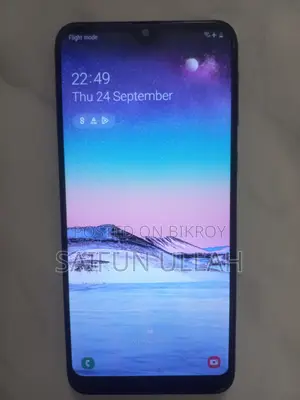Samsung Galaxy M20 64 GB Black