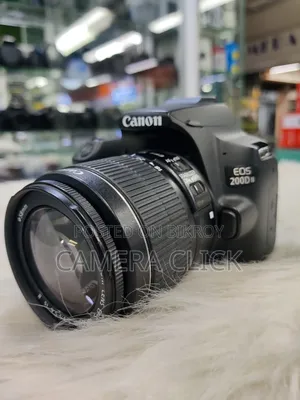 Canon EOS 200D Mark II With 18-55mm IS Lens