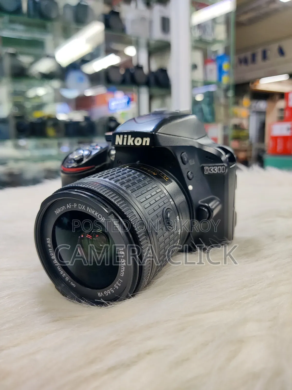 Nikon D3300 + 18-55mm DX VR Lens