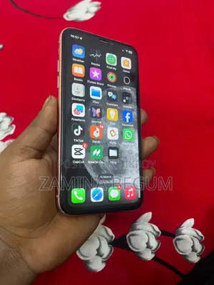 Apple iPhone XR 128 GB Red