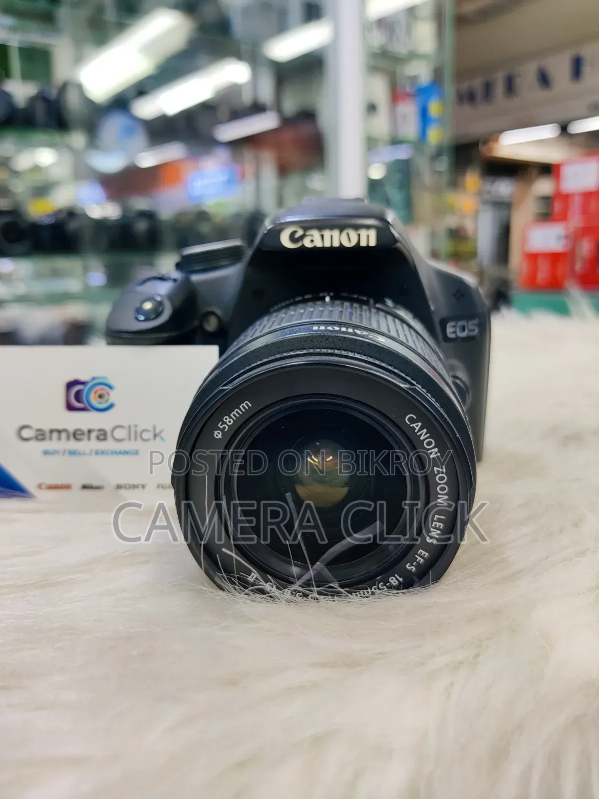 Canon EOS 500D With 18-55mm IS Lens