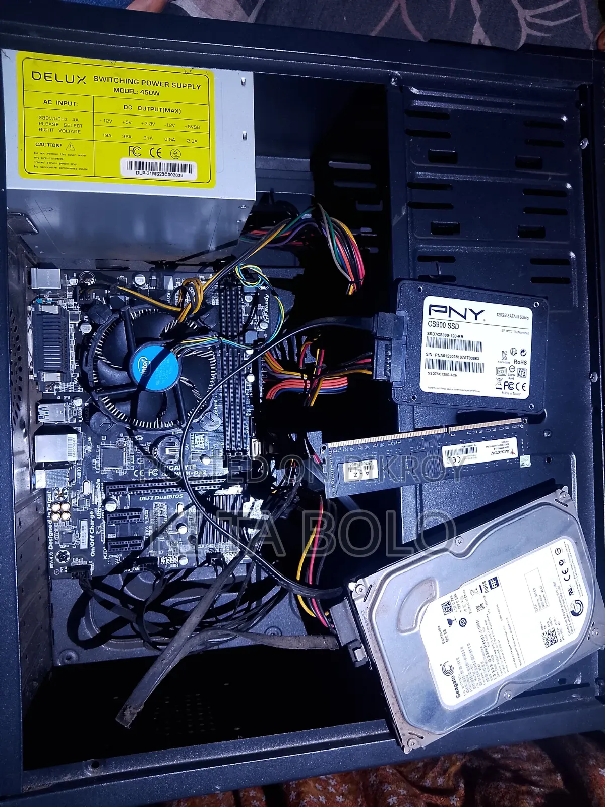 Desktop Computer Gigabyte 4GB Intel Core i7 HDD+SSD 500GB
