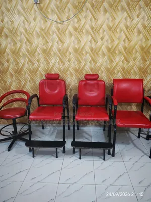 Beauty Parlour Furniture