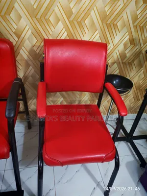 Beauty Parlour Furniture