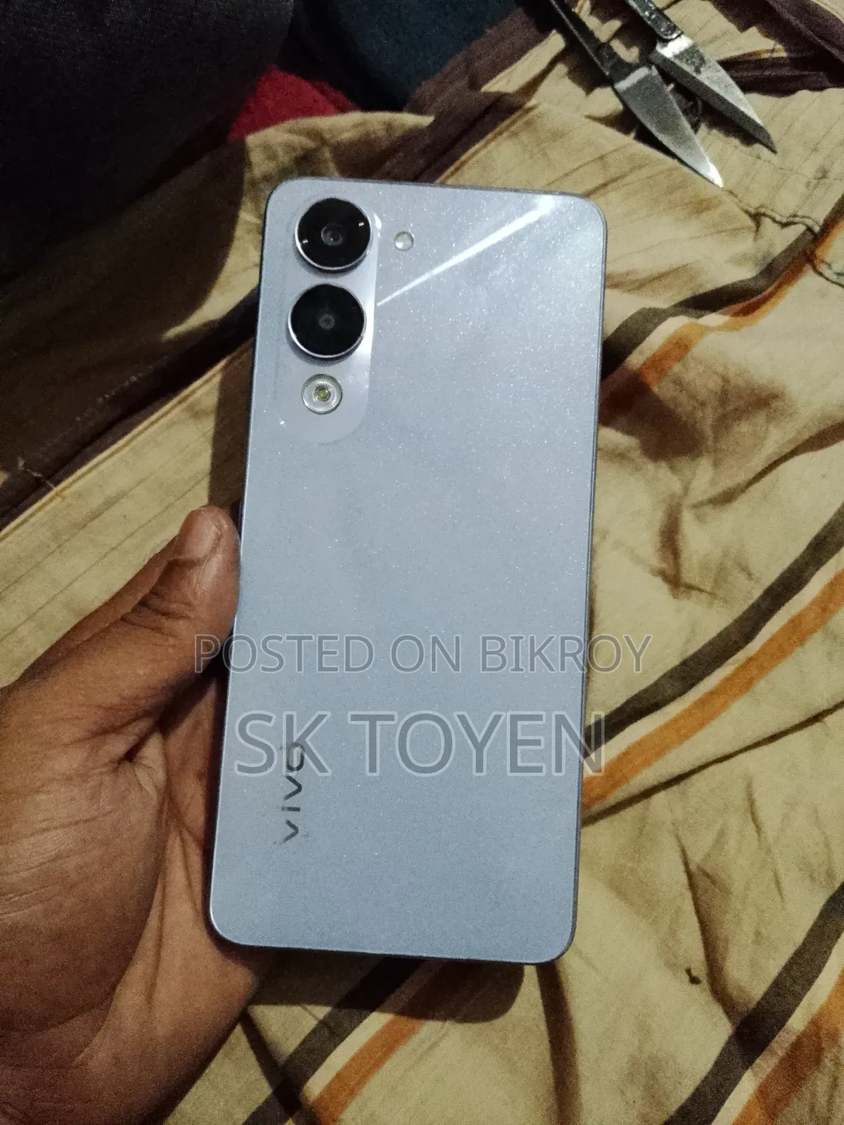 Vivo Y04 256 GB Silver
