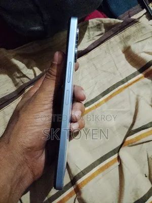 Vivo Y04 256 GB Silver
