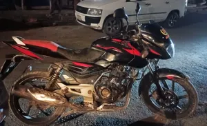 বাজাজ পালসার এনএস ১৬০ ২০১৪ কালো