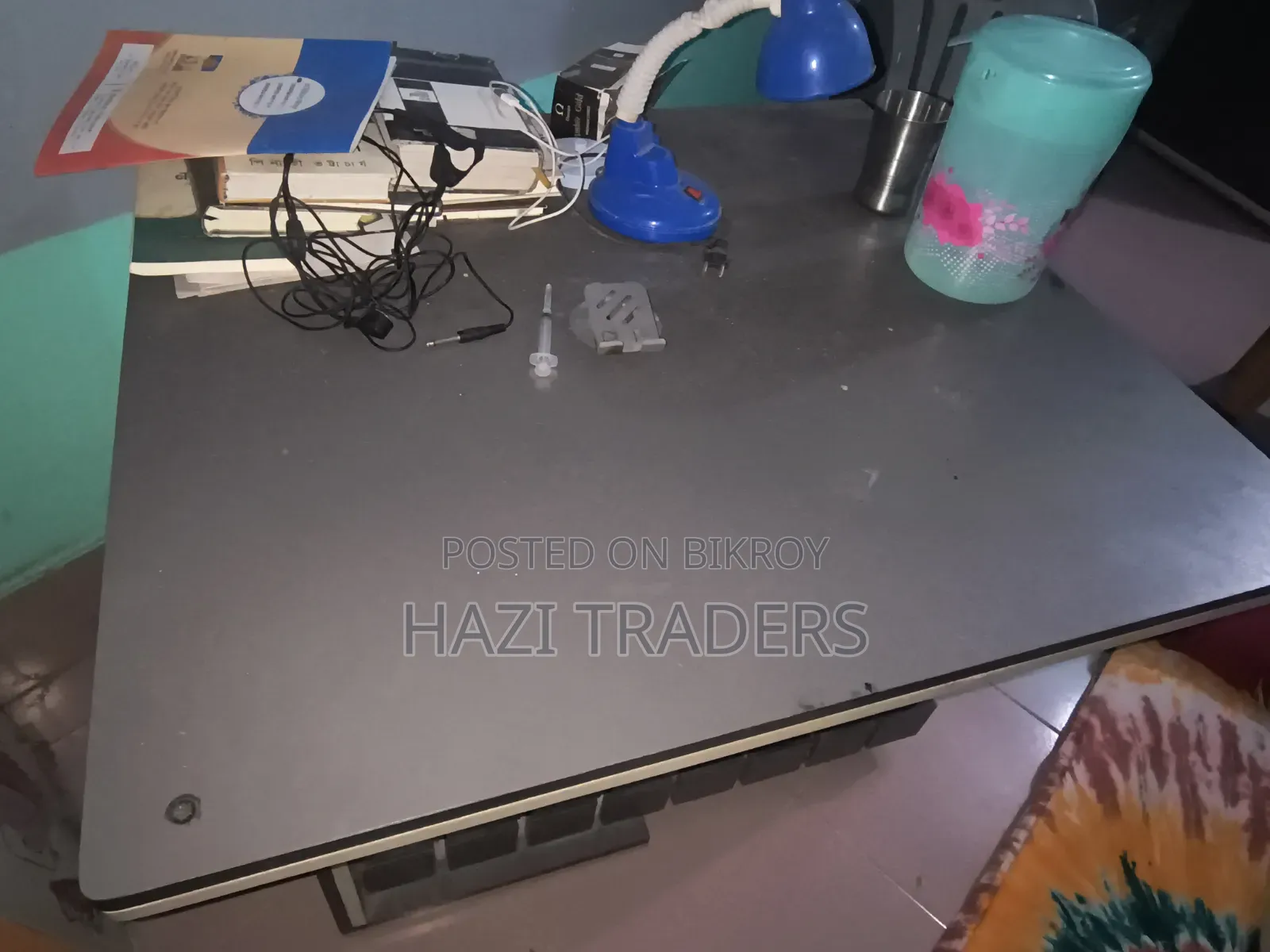 Table (টেবিল)