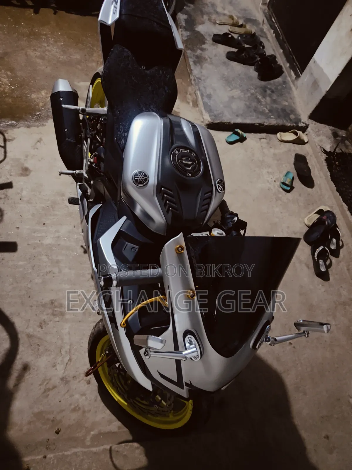Yamaha R15 V3 2022 Silver